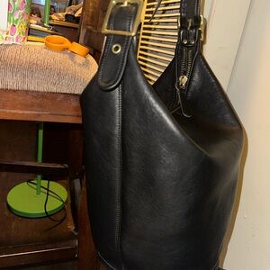 Coach Vintage Black Bucket Leather Shoulder Bag w COA